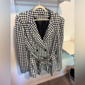 Black and White Houndstooth Blazer